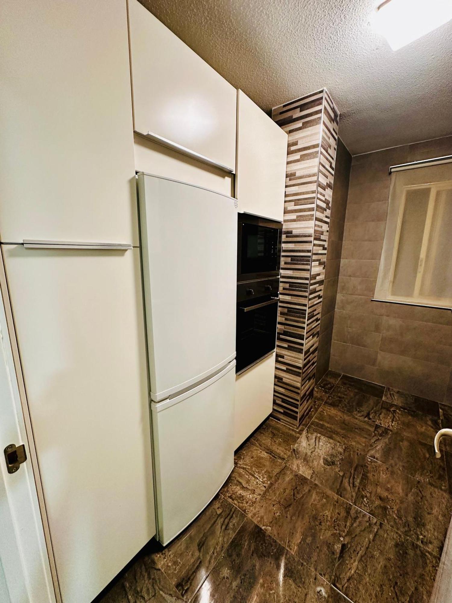 Centrico Apartamento En Benidorm Luaran gambar